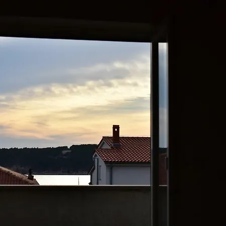 Apartment Rab Luce *