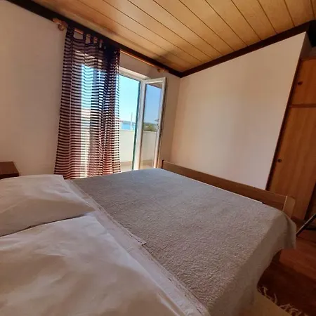 Rab Luce Apartment *